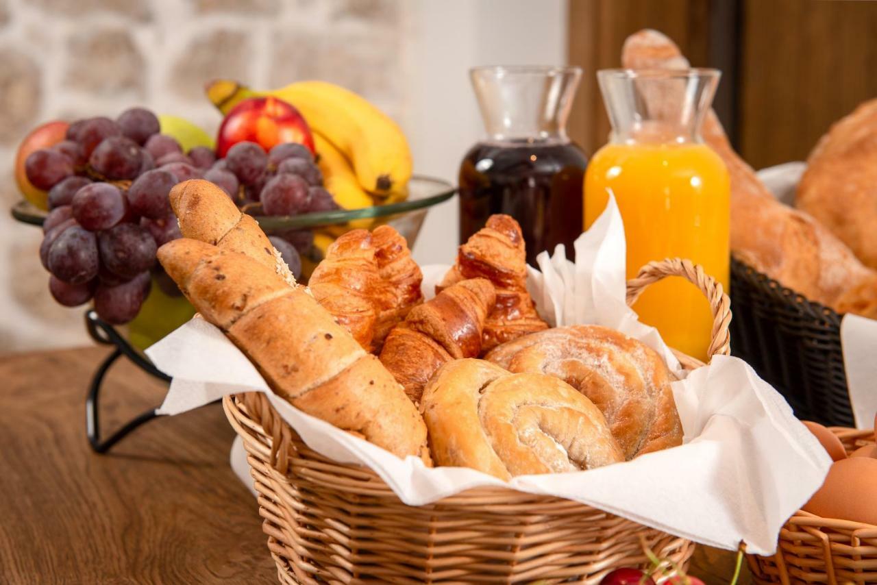 Bed & Breakfast Basca 4*